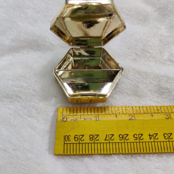 Meena Kankavati : Hexagon - Image 2