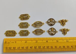 Metal Rakhi Pendant Set