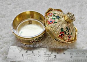 Meena Packing Box
