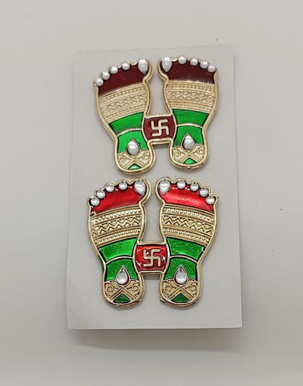 Acrylic Base : Meena Charan (10 pair)